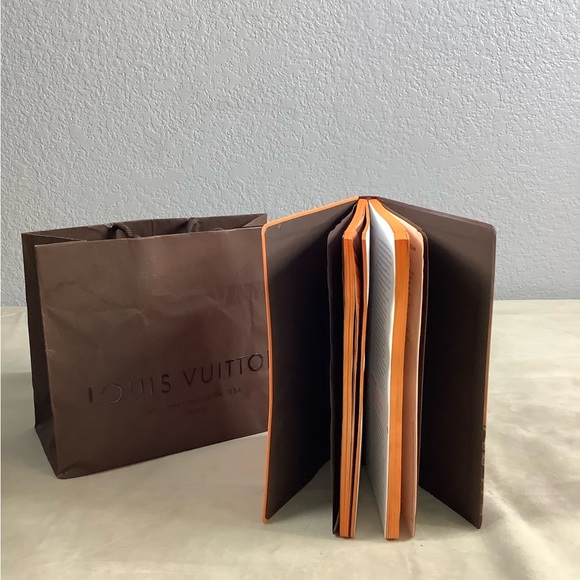 Lisbon Louis Vuitton City Guide “Orange Book” - Picture 7 of 11